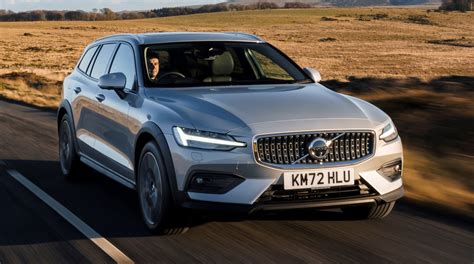 Volvo V60 Cross Country išorė