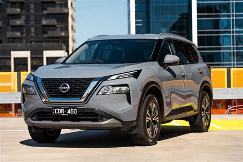 Naujai prilituoti angliukai (šepečiai) Nissan X-Trail salono ventiliatoriaus varikliukui