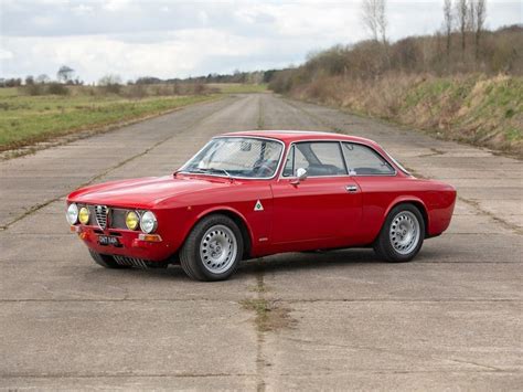 Alfa Romeo GT priekinės pakabos schema