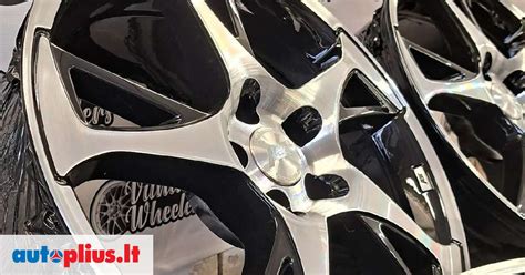 Magnio lydinio ratlankiai su įvairiais dizainais