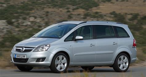 Šeimos automobiliai vienatūriai
