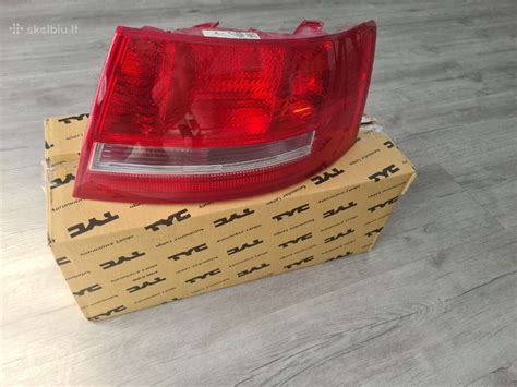 Ford Fiesta Mk6 galinė lempa su neveikiančia lempute