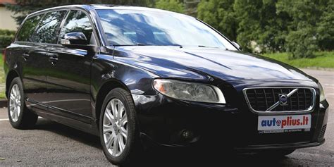 Volvo V70 automobilio interjeras su veidrodėlių valdymo svirtele