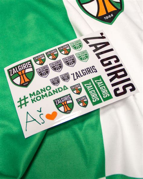 Automobilio lipdukai su augalų motyvais