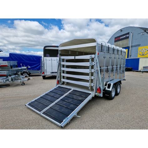 Priekaba gyvuliams vežti