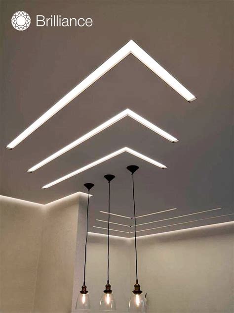 Apšvietimo sprendimai automobilių salone