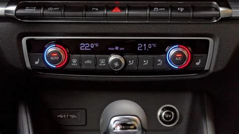 Automobilio su įjungtu oro kondicionieriumi grafikas