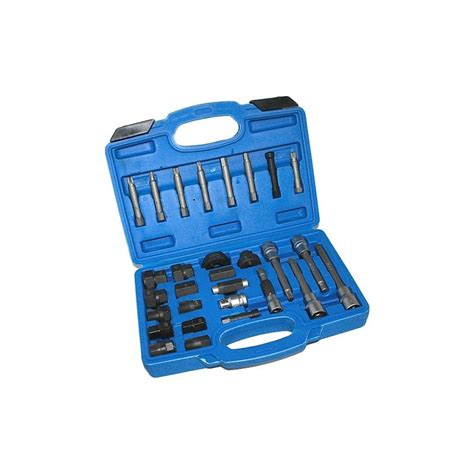 Panaudoti įrankiai generatoriaus diržo keitimui