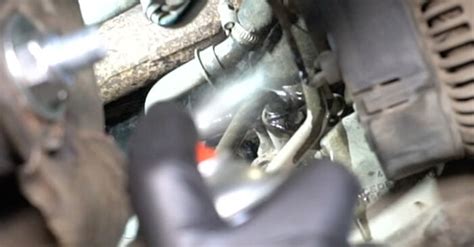 Aušinimo skysčio išleidimo anga automobilyje