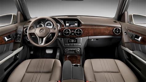 Mercedes-Benz GLK pakabos dalių schema