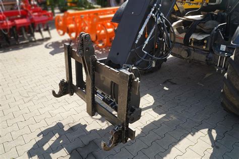 Įvairūs teleskopinio krautuvo priedai