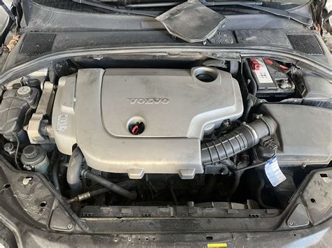 Skydelis su saugos sistemomis Volvo V70