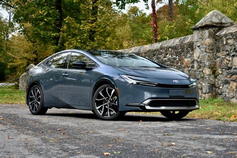 Toyota Prius Plug-In Hybrid automobilio išorė