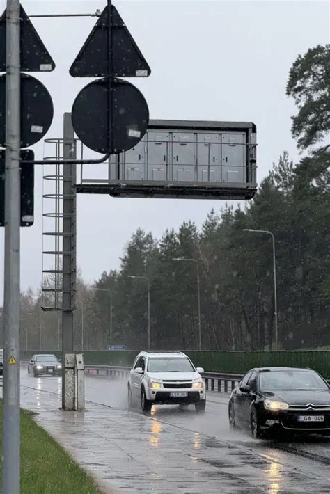 Schema kaip veikia vidutinio greičio matuokliai