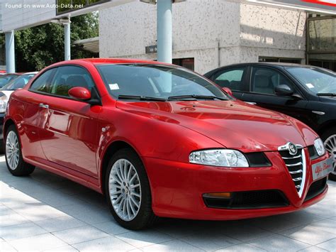 Alfa Romeo GT automobilio nuotrauka