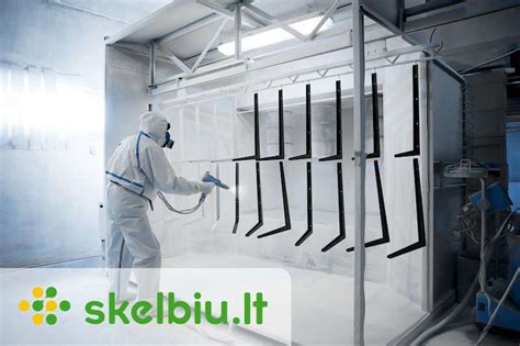 Dažytojas su dažymo aparatu