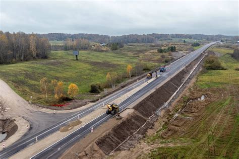 Ilgas ir tiesus kelio ruožas Lenkijoje