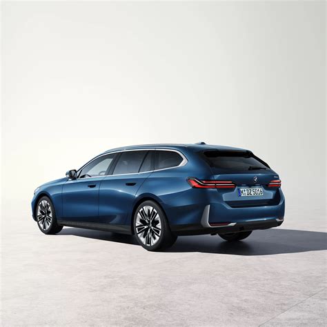 BMW 5 serijos modelių įvairovė
