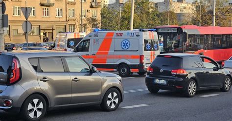 autobuso ir lengvojo automobilio susidūrimas