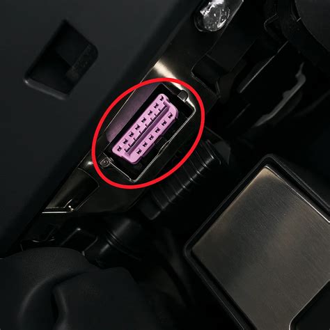 OBD2 jungties vieta Audi A6 C4