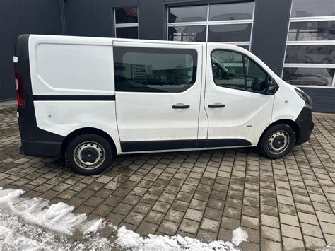 Opel Vivaro L1H1 2.9t automobilio išorė