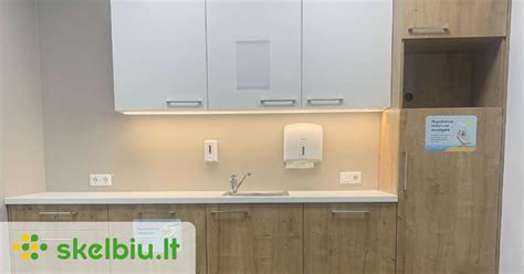 Vilkiko su šaldytuvu nuotrauka