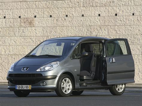 Peugeot 1007 automobilio diagnostika
