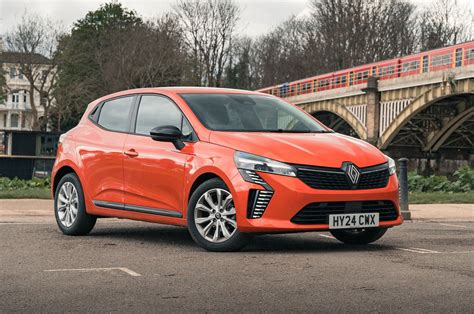 Renault Clio automobilio salonas