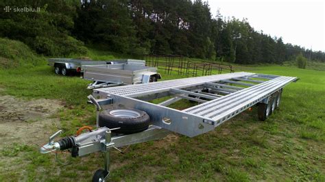 Nuotraukos, iliustruojančios skirtingus puspriekabių ir priekabų tipus