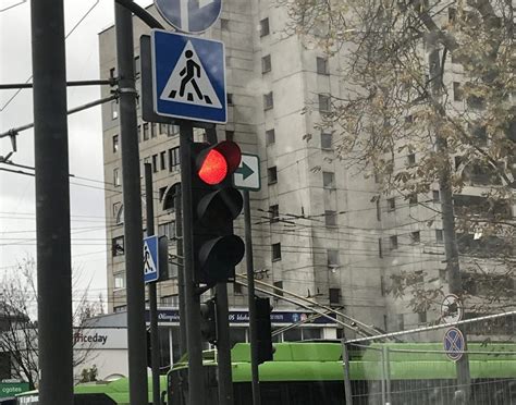 Susikirtimas su šviesoforu ir papildoma sekcija