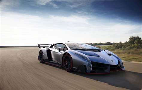 Top 10 patikimiausių automobilių pasaulyje