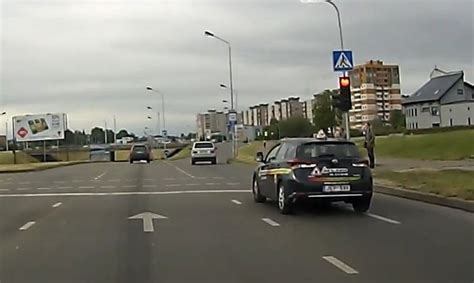 Mokomasis automobilis „Rigvedos“ vairavimo mokykloje