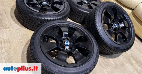 BMW E90 su R17 ratlankiais