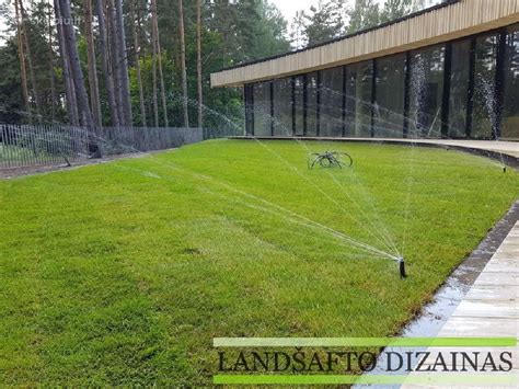 Purkštukų sistema medžių laistymui