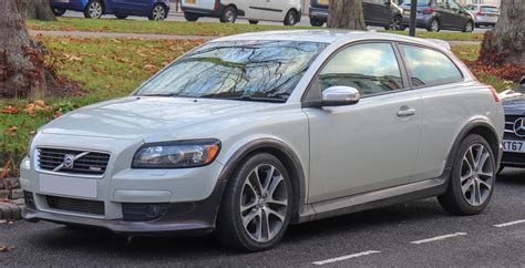 Volvo C30 automobilis