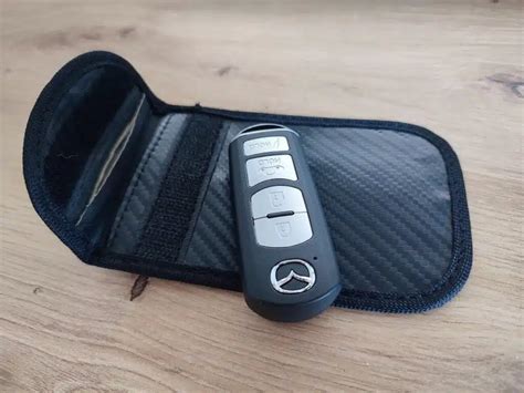 automobilio raktų sistema