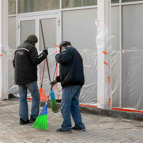 Baudos pakeitimas į viešuosius darbus