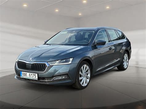 Škoda Octavia interjeras