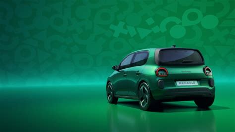 Kompaktiškas Renault automobilis mieste