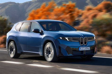 BMW iX3 automobilio pristatymas