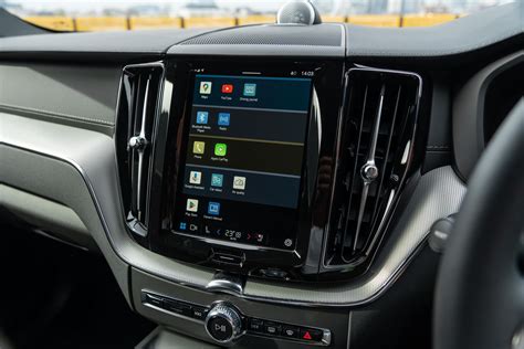Volvo XC60 Google Automotive Services kalbos nustatymai