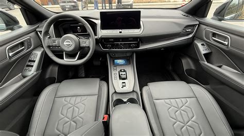 Nissan Qashqai interjeras