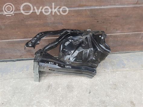 Audi C4 automobilio priekinė dalis