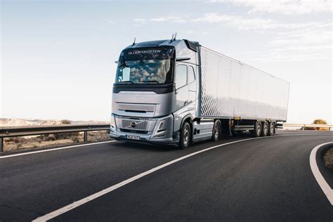 „Volvo FH“ kabinos daiktadėžės