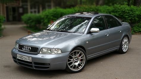 Audi A4 B5 S line odinio salono interjeras