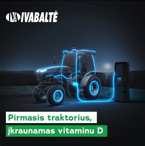 Traktorius dirbantis lauką