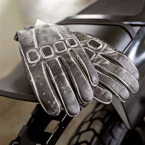 Motociklininko saugos priemonės