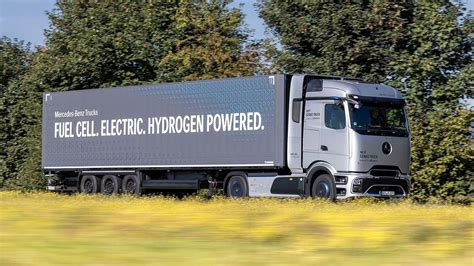 Tolimųjų reisų vilkikas