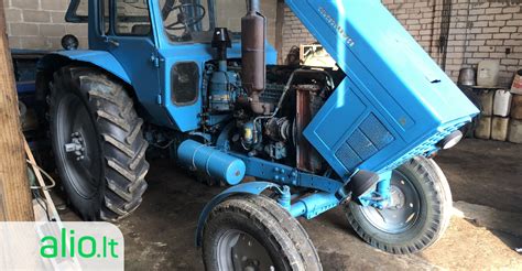 Nuotrauka, vaizduojanti traktoriaus MTZ-82 galinio tilto komponentus