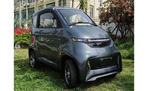 Elektrinis automobilis pritaikytas neįgaliesiems